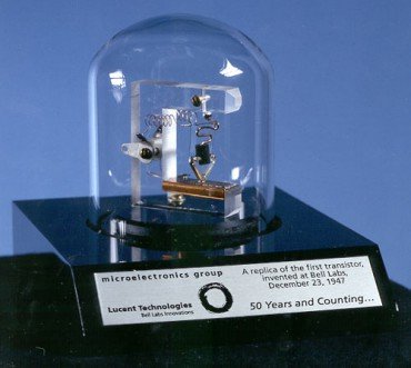Replica-of-first-transistor-370x331