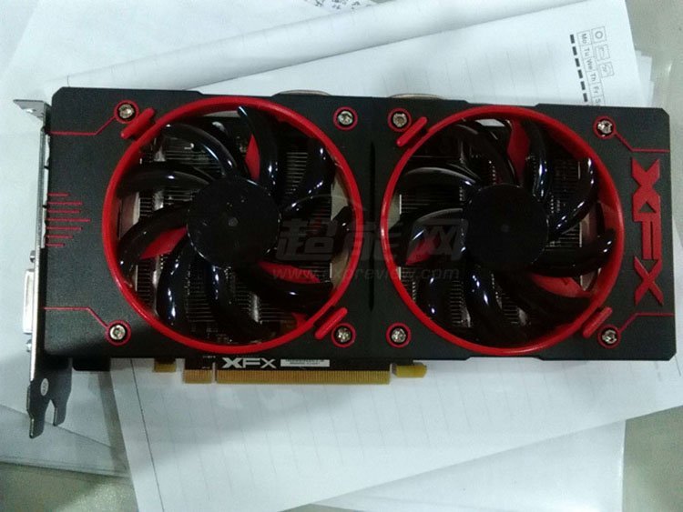 XFX R9 380X Double DIssipation 1