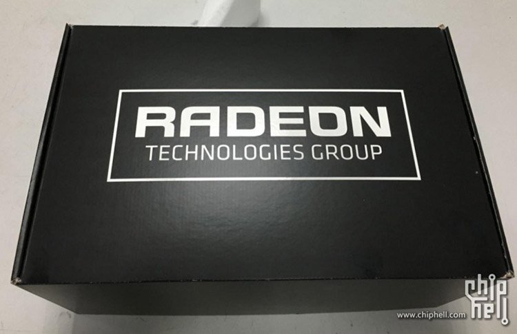 AMD RADEON Pro Duo boîte 1