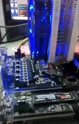 Intel Core i7 9700K 5.3 GHz aircooling 